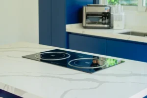 Fast, safe, and easy-to-use glass-ceramic cooktop.
